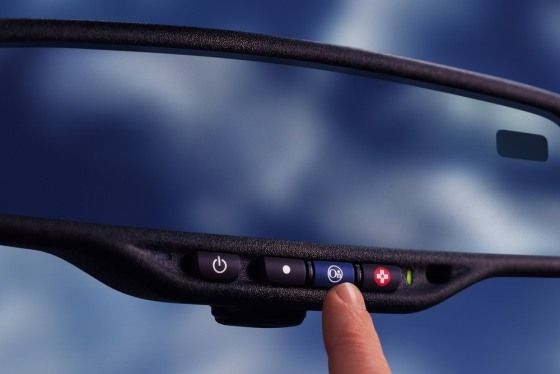 Selling subscriptions earns 70 cents per dollar, while selling cars only earns 4 cents! General Motors' new money-making machine: OnStar rakes in $800 million in a single quarter
