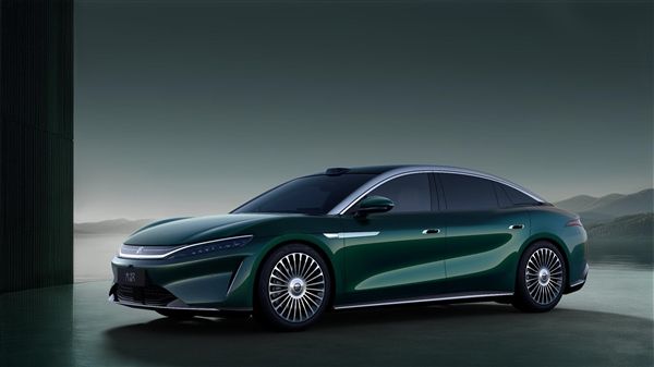 Electric range 1008km BYD flagship sedan Da Han official images released: global debut at Chengdu Auto Show