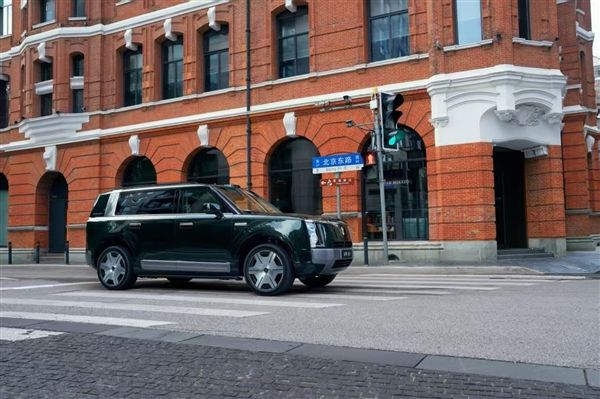 HarmonyOS Smart Mobility's first boxy SUV: Xiangjie G9 real-life images revealed, dark green paint exudes leisure-travel feel