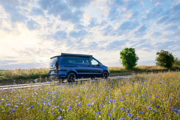 Mercedes-Benz launches new Marco Polo camper van: liftable roof, built-in refrigerator and kitchen