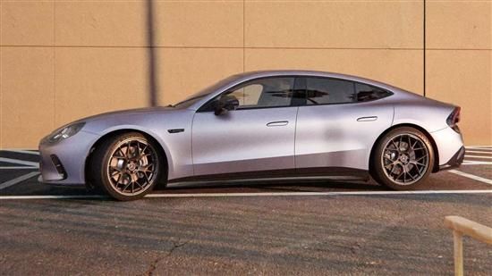 Benchmarked against Porsche Taycan! Mercedes-AMG GT53 four-door coupe debuts: only 10 minutes to replenish 534km