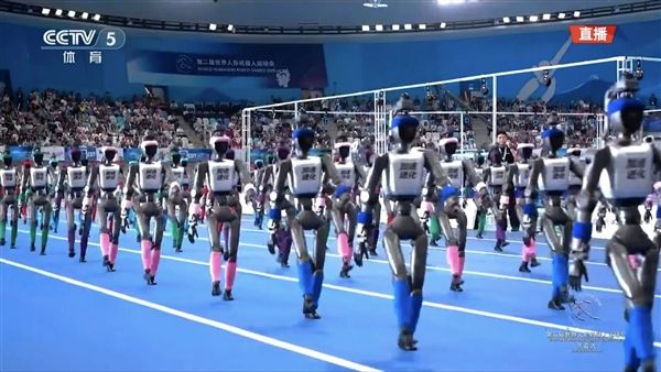 A walking supercomputing center! 80 robots debuted at the World Humanoid Robot Games: the first fully autonomous group collaboration in human history.
