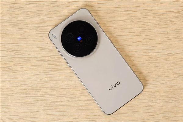 vivo X500 series officially announced for September release! Three models in total: X500, X500 Pro, X500 Pro Max