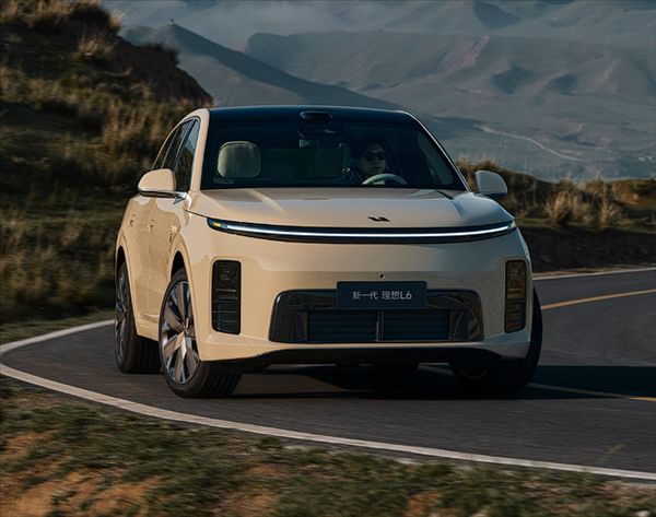 Li Auto: Q2 revenue of 25.7 billion yuan, two flagship pure electric vehicles to launch soon